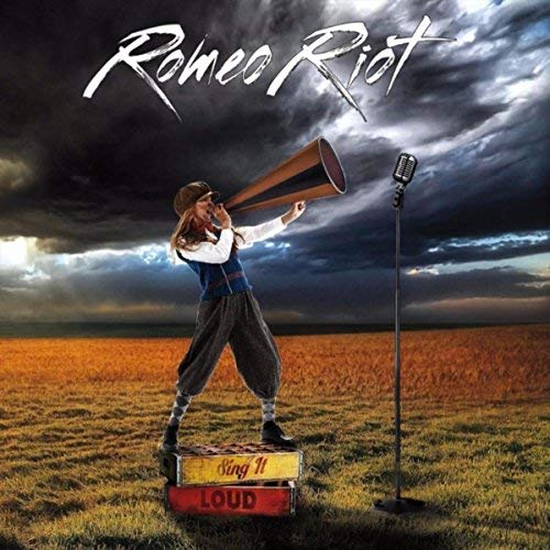 Romeo Riot/Sing It Loud