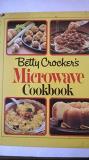 Betty Crocker Betty Crocker's Microwave Cookbook 