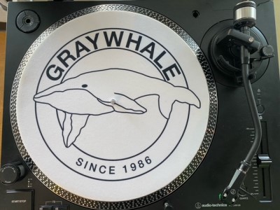 Graywhale Slipmat (glow In The Dark) White 