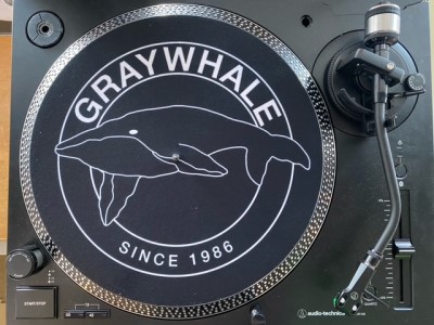 Graywhale/Slipmat (Glow In The Dark)@Black