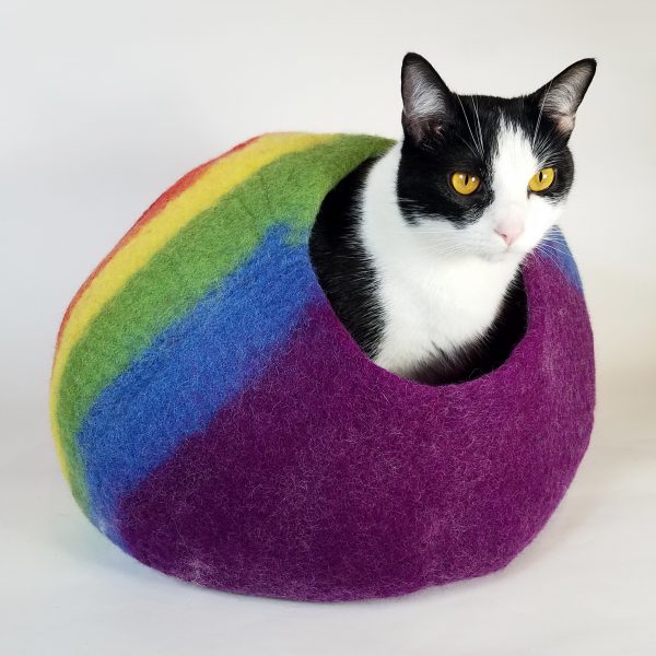 Walking Palm Cat Cave Bed - Rainbow