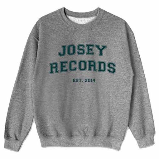 Josey Sweatshirt/Varsity Sweatshirt@Medium