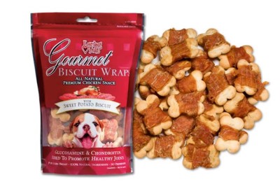 Gourmet Chicken-Wrapped Sweet Potato Biscuit Treat for Dogs