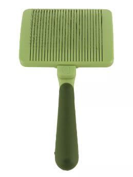 Safari's self-cleaning slicker brush front facing view to show product detail
